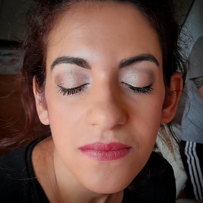 Trucco naturale luminoso
